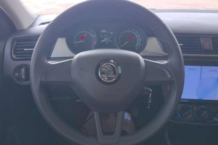 Skoda Rapid 2021 #15 Skoda Rapid 2021 image de voiture #15