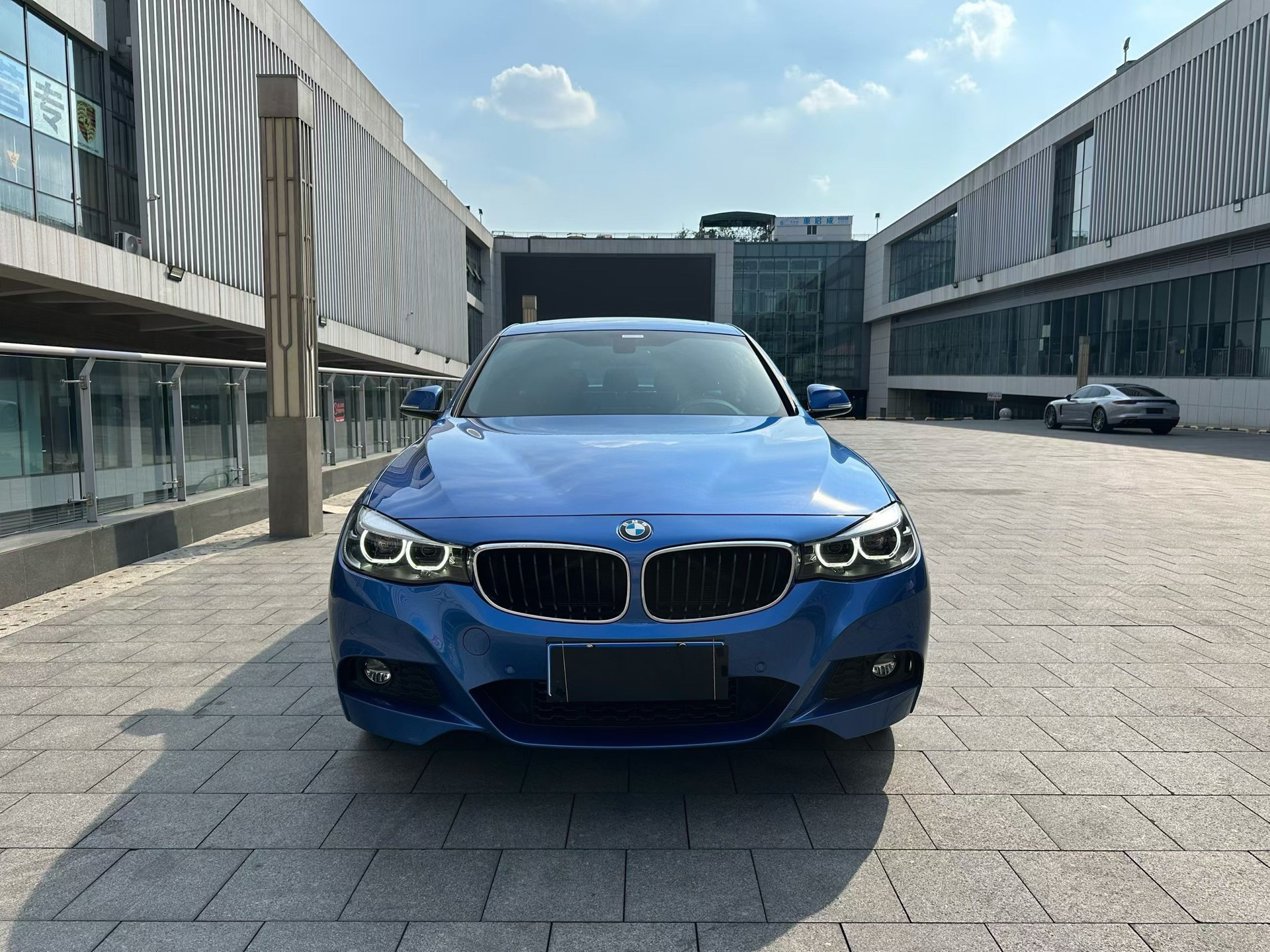 BMW 3 Series GT 2020 car image #2