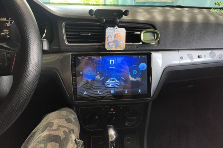 Volkswagen Lavida 2019 car image #15