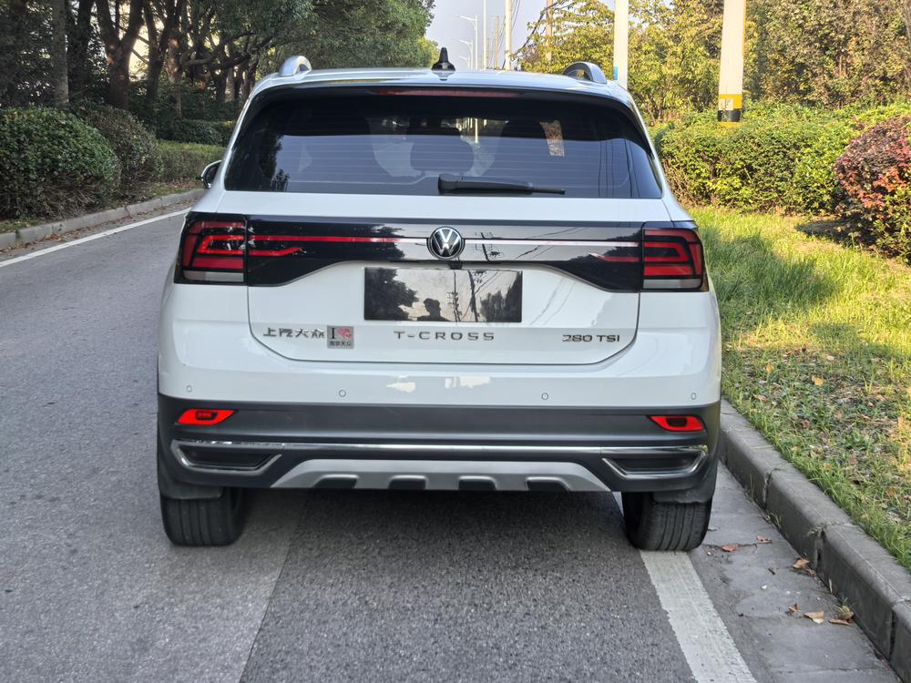 Volkswagen T-Cross 2023 #6 Volkswagen T-Cross 2023 car image #6
