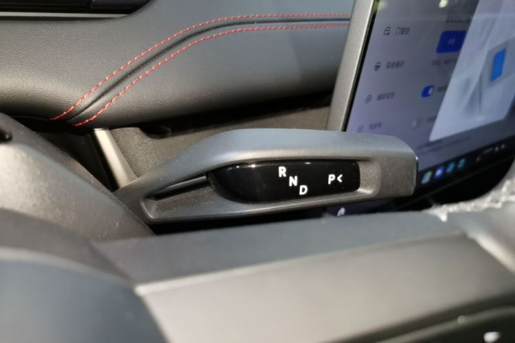 MI SU7 2024 car image #18