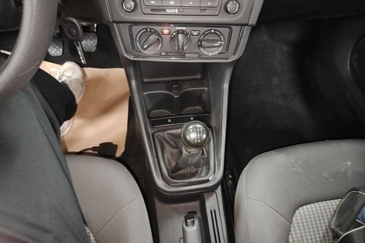Volkswagen Santana 2022 car image #18
