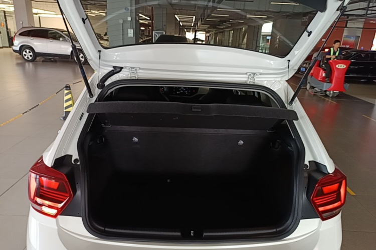 Volkswagen Polo 2019 #19 Volkswagen Polo 2019 car image #19