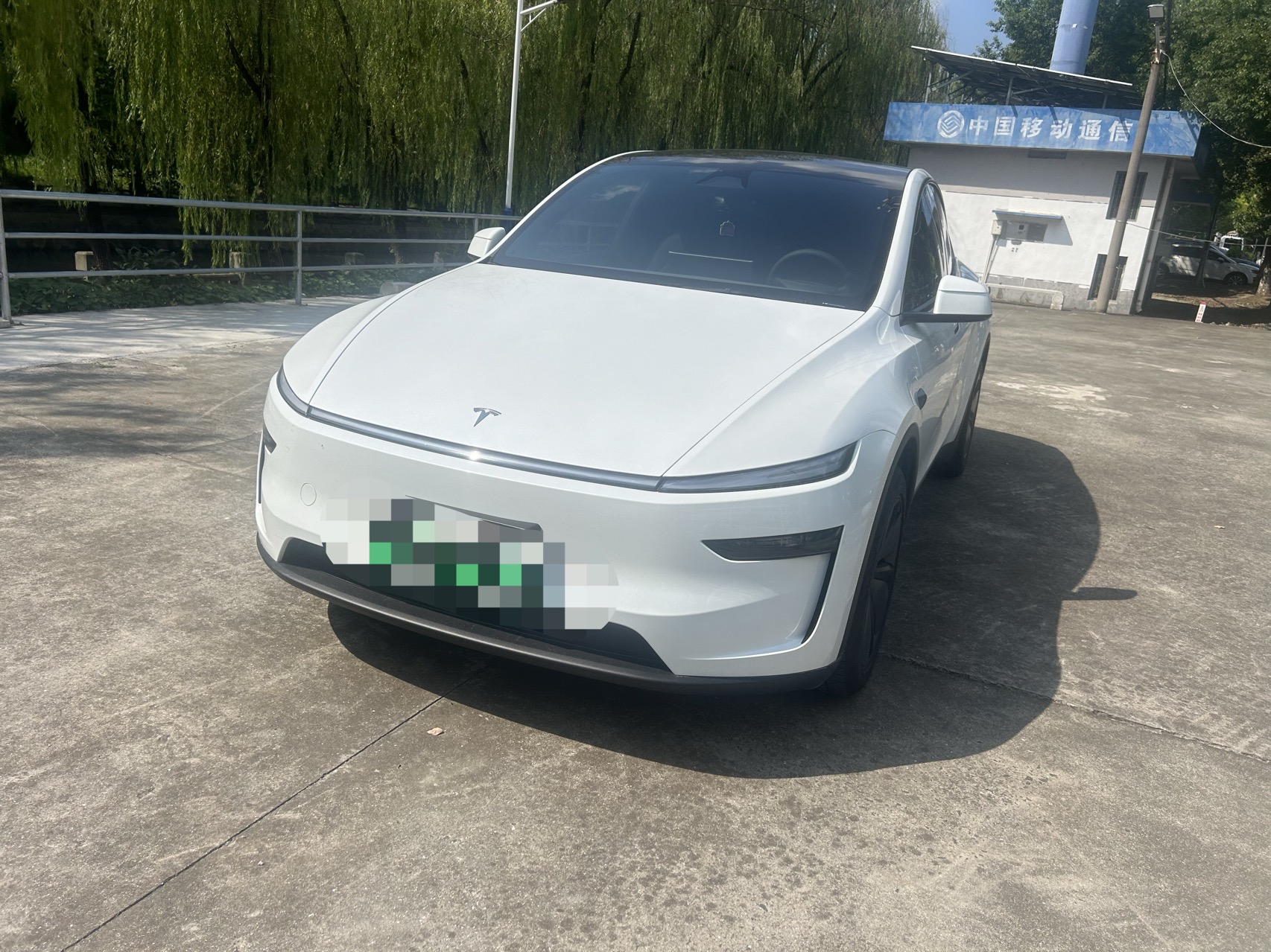 Tesla Model Y 2026 Tesla Model Y 2026 car image