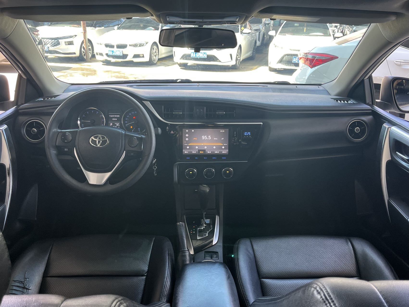 Toyota Corolla 2018 #9 Toyota Corolla 2018 car image #9