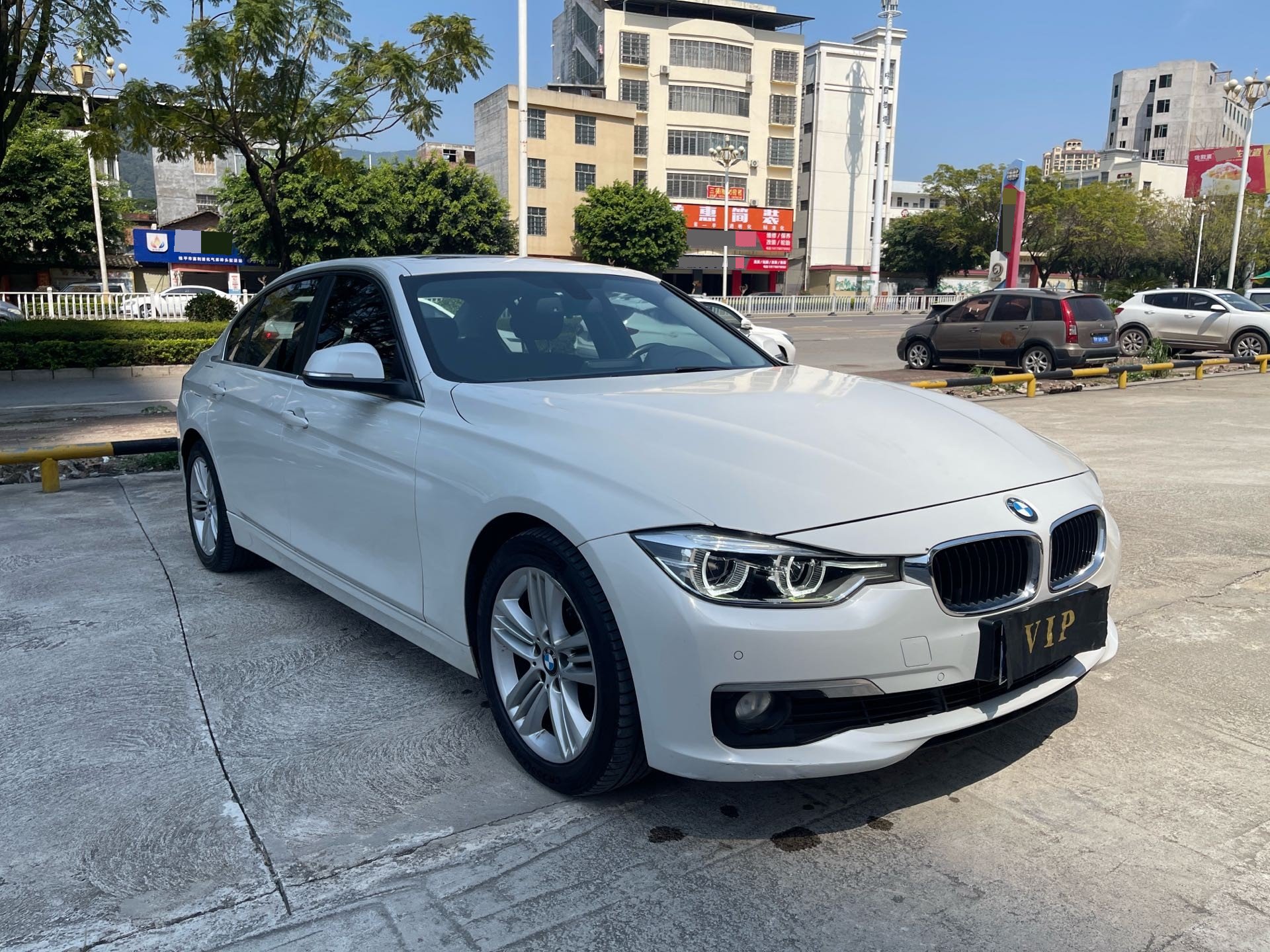 BMW 3 Series 2017 immagine di auto #3