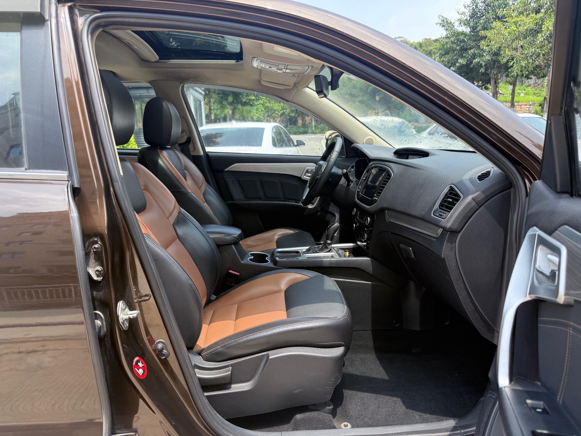 GEELY Vision X6 2017 car image #6