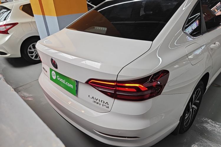 Volkswagen Lavida 2022 #4 Volkswagen Lavida 2022 car image #4