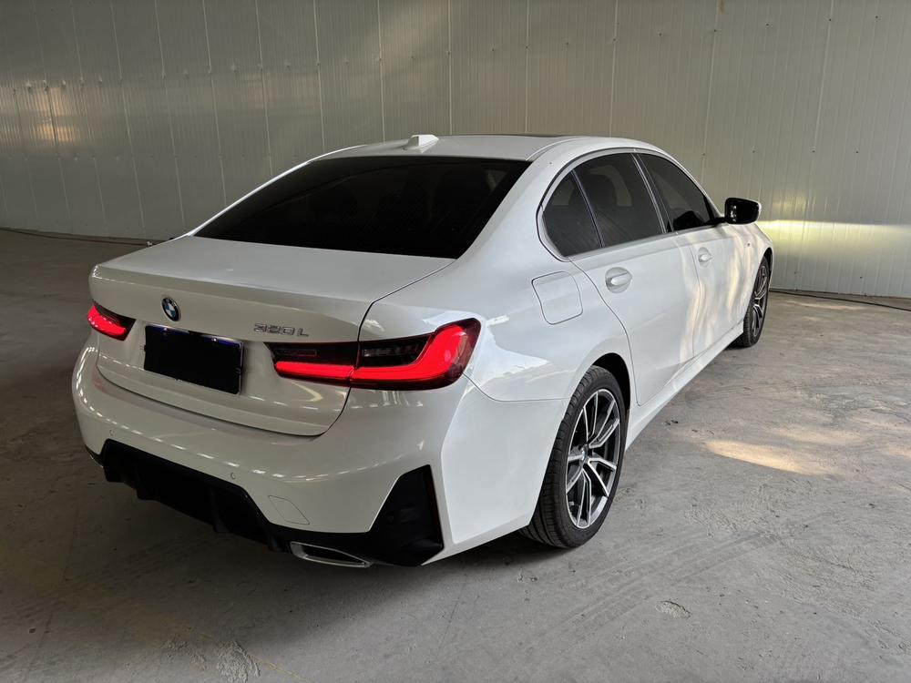BMW 3 Series 2023 #6 BMW 3 Series 2023 immagine di auto #6