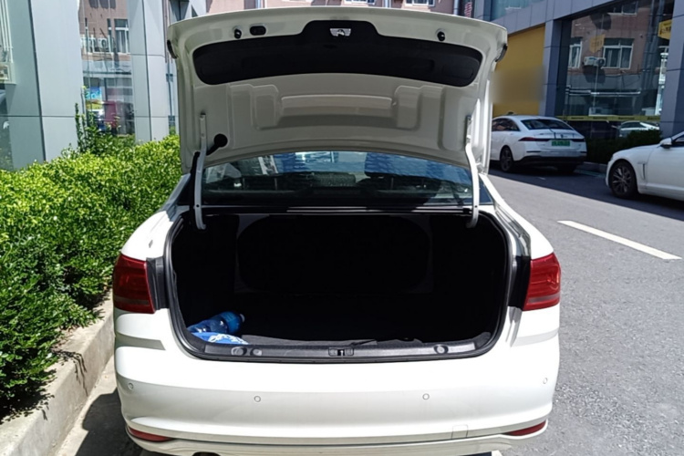 Volkswagen Lavida 2019 #19 Volkswagen Lavida 2019 car image #19