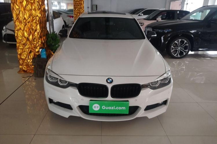 BMW 3 Series 2019 car image #3