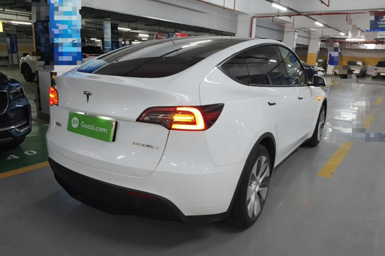Tesla Model Y 2022 #7 Tesla Model Y 2022 car image #7