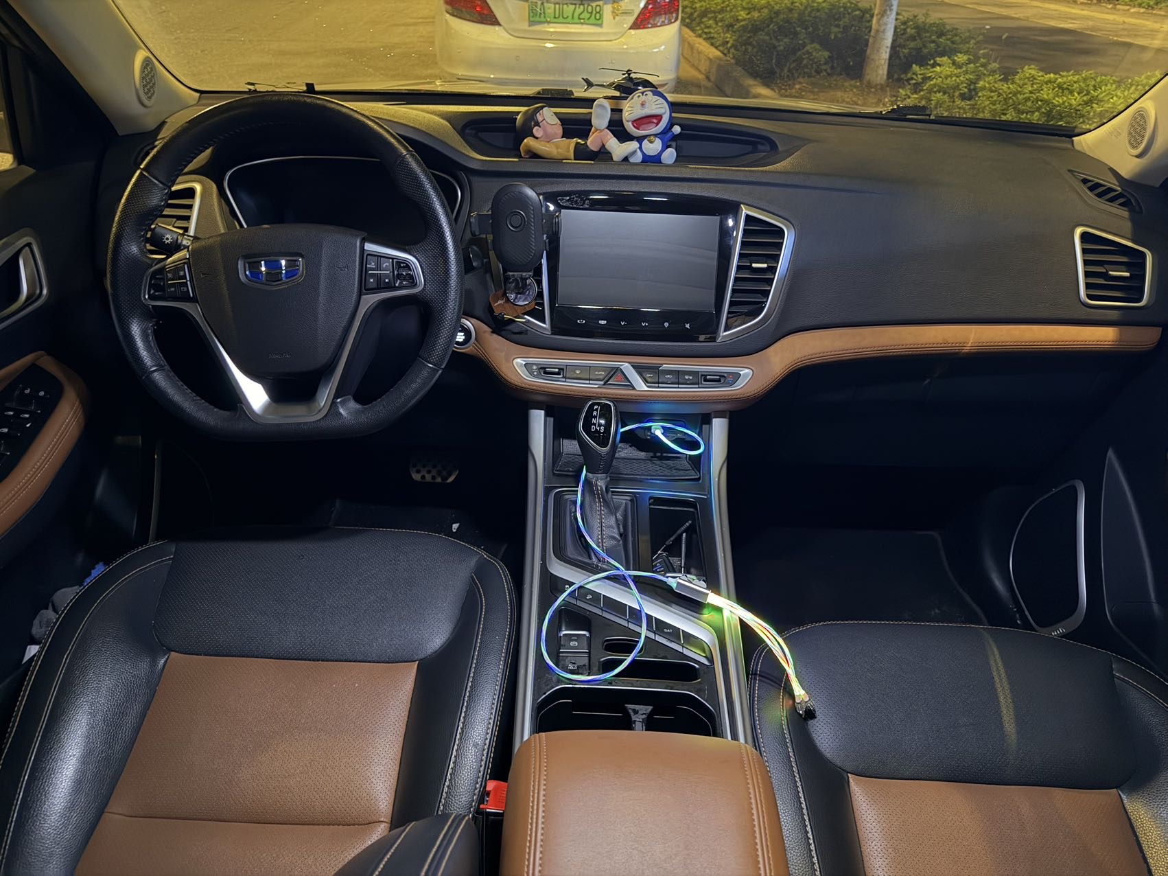 GEELY Vision X6 2019 #5 GEELY Vision X6 2019 car image #5