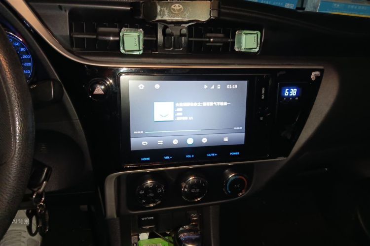 Toyota Corolla 2018 #15 Toyota Corolla 2018 car image #15