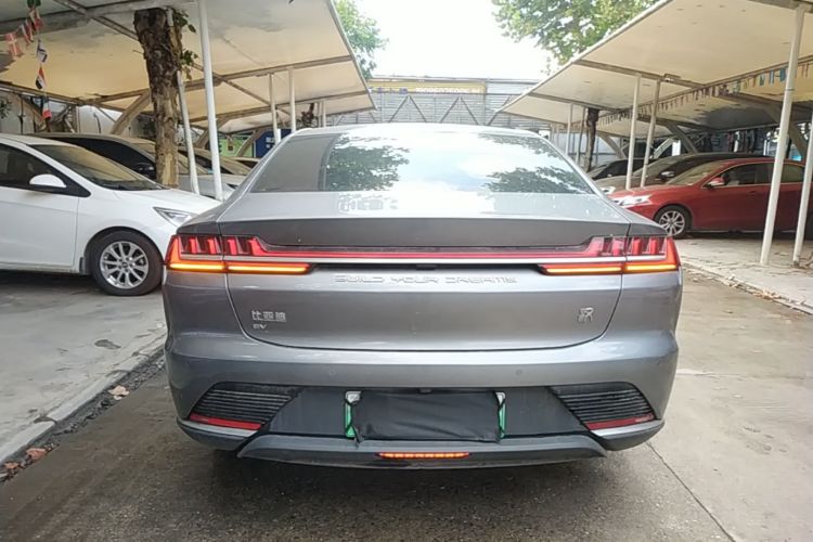 BYD Han 2022 immagine di auto #6