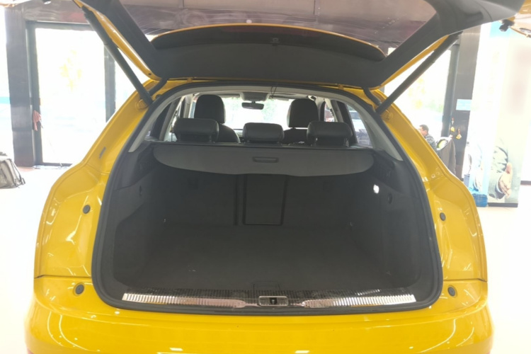 Audi Q3 2016 #19 Audi Q3 2016 car image #19
