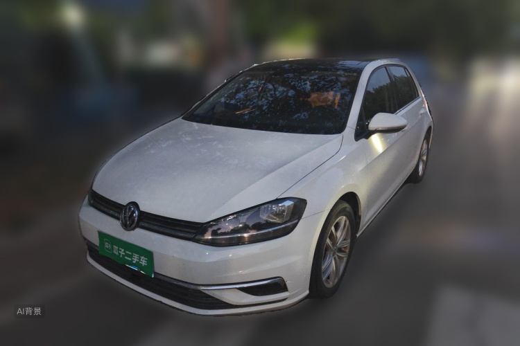 Volkswagen Golf 2020 car image #2