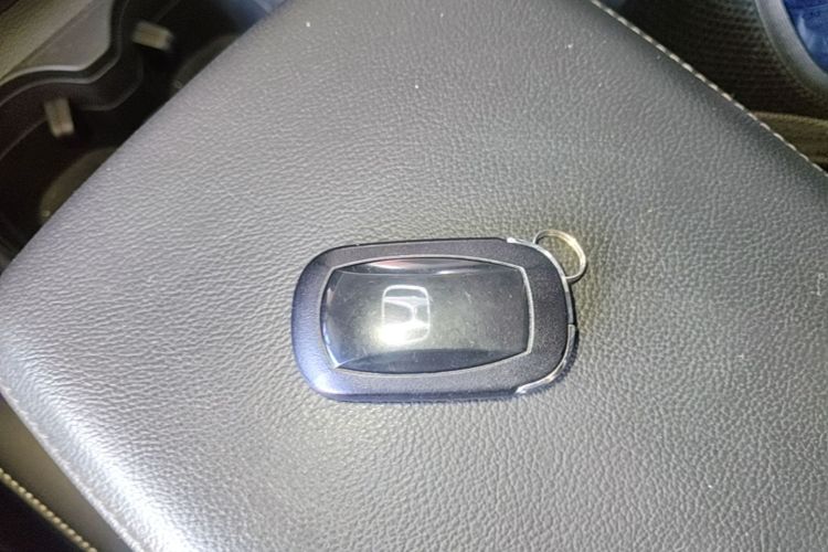 Honda CR-V 2023 صورة سيارة #9