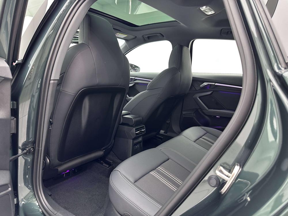 Audi A3 2023 صورة سيارة #30