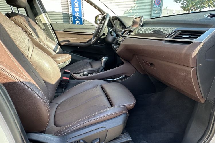 BMW X1 2018 car image #14