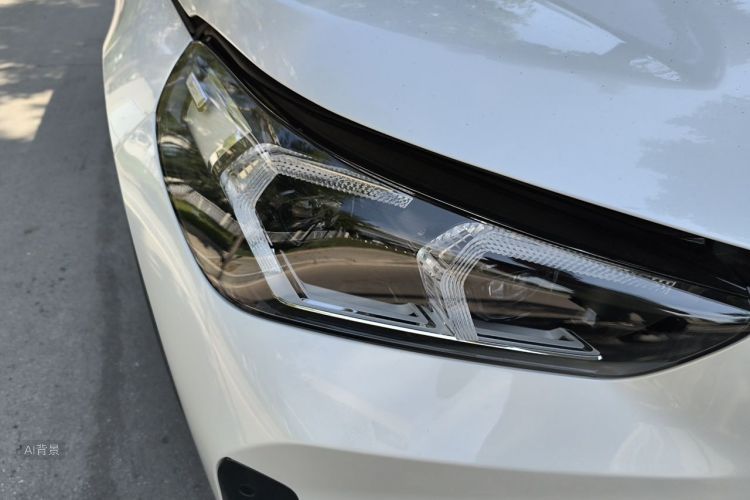BMW X1 2023 car image #8