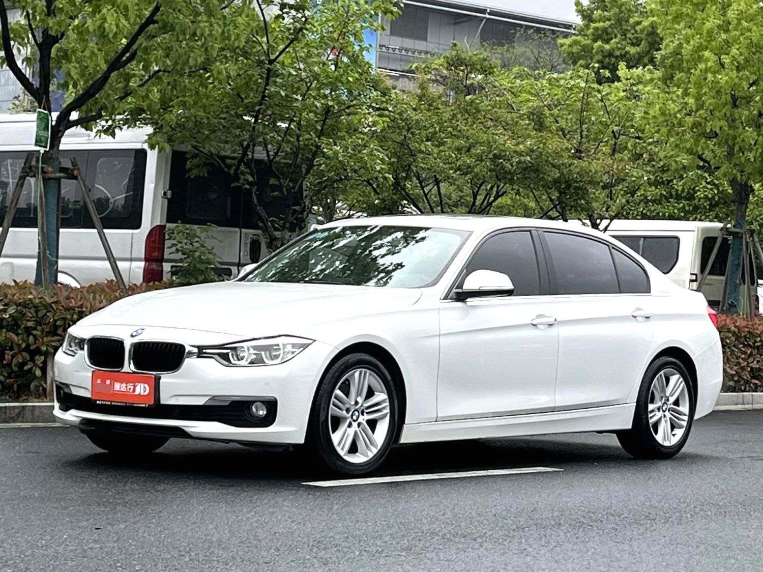 BMW 3 Series 2017 BMW 3 Series 2017 car image