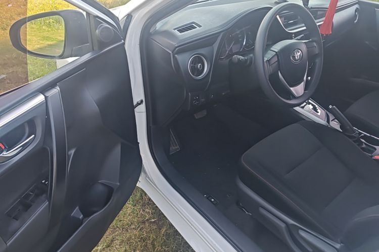 Toyota Corolla 2019 #16 Toyota Corolla 2019 car image #16