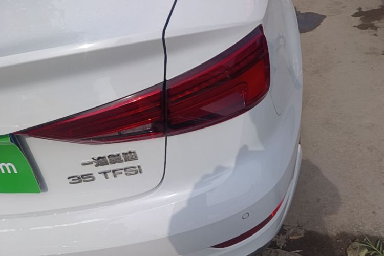 Audi A3 2017 car image #8