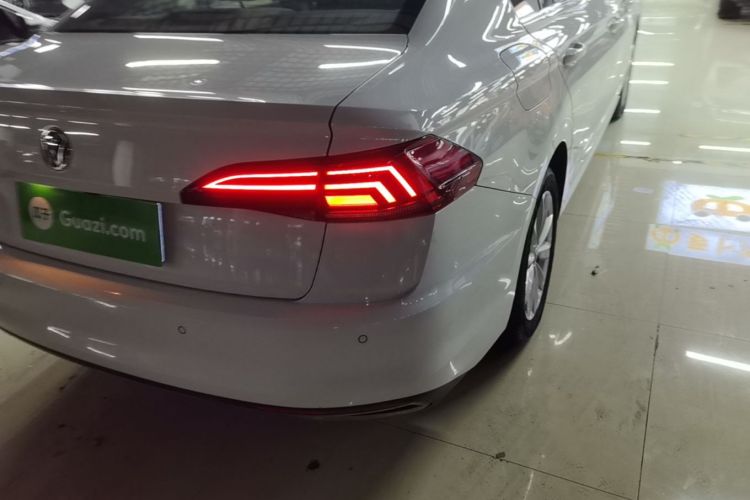 Volkswagen Bora 2019 car image #8