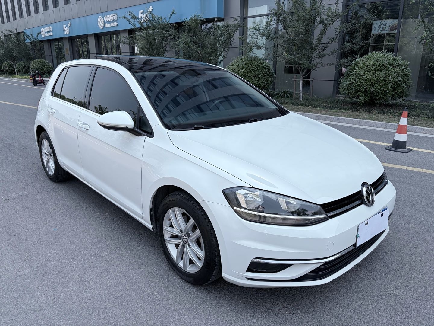 Volkswagen Golf 2018 #4 Volkswagen Golf 2018 car image #4