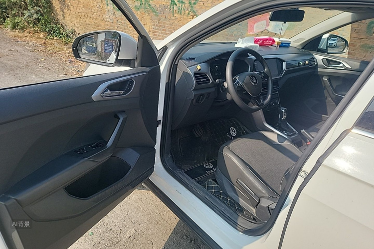 Volkswagen T-Cross 2021 #18 Volkswagen T-Cross 2021 immagine di auto #18