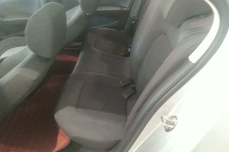 Volkswagen Santana 2015 car image #17