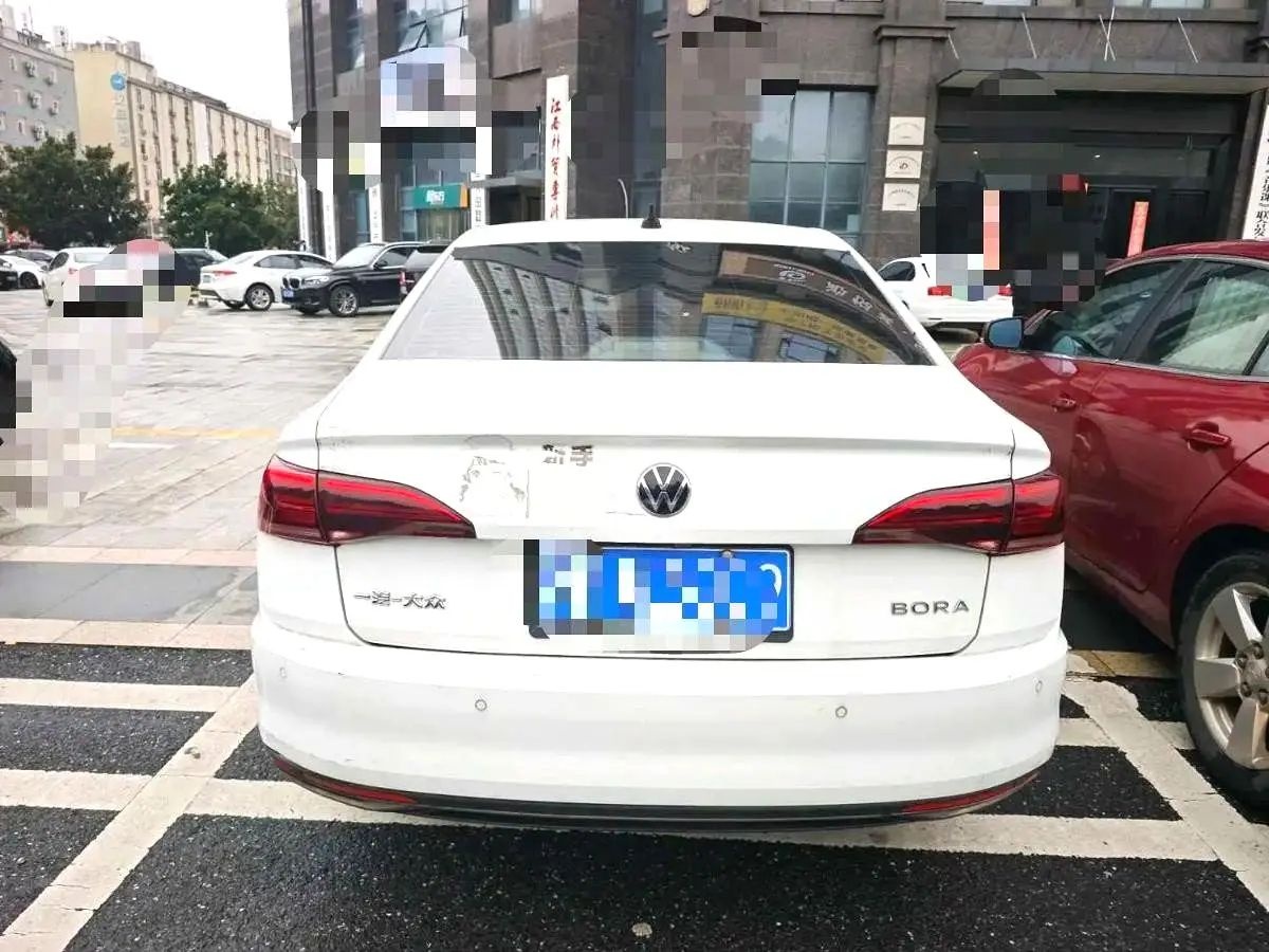 Volkswagen Bora 2022 car image #8