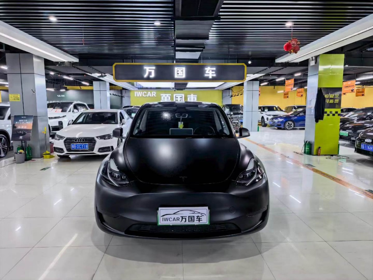 Tesla Model Y 2024 Tesla Model Y 2024 car image