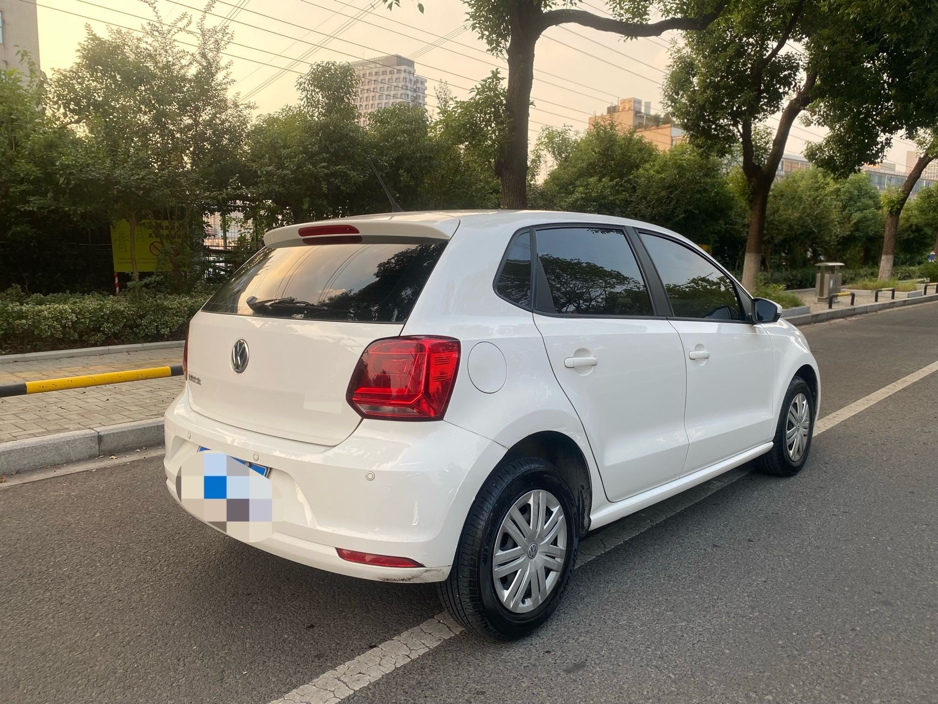 Volkswagen Polo 2017 immagine di auto #3