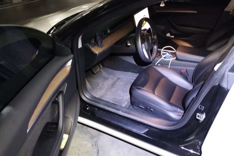 Tesla Model 3 2023 #13 Tesla Model 3 2023 car image #13