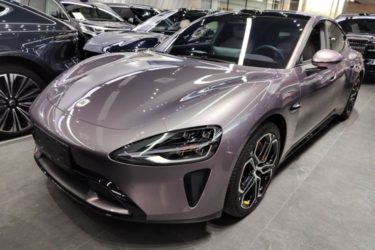 MI SU7 2024 image de voiture #2