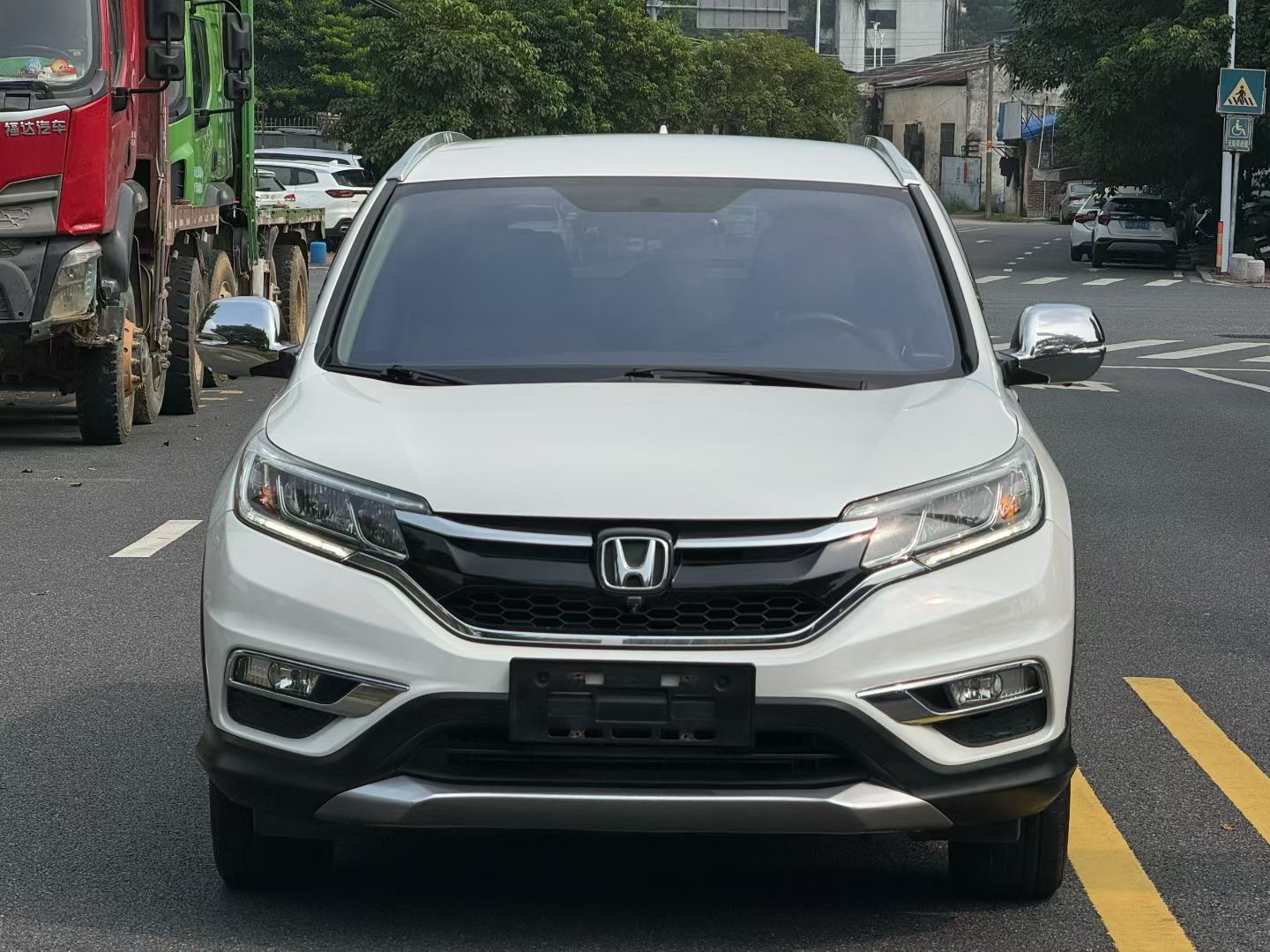 Honda CR-V 2015 car image #2