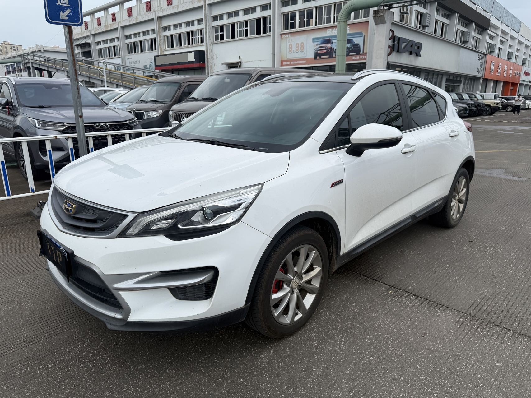 GEELY Emgrand GS 2018 GEELY Emgrand GS 2018 car image