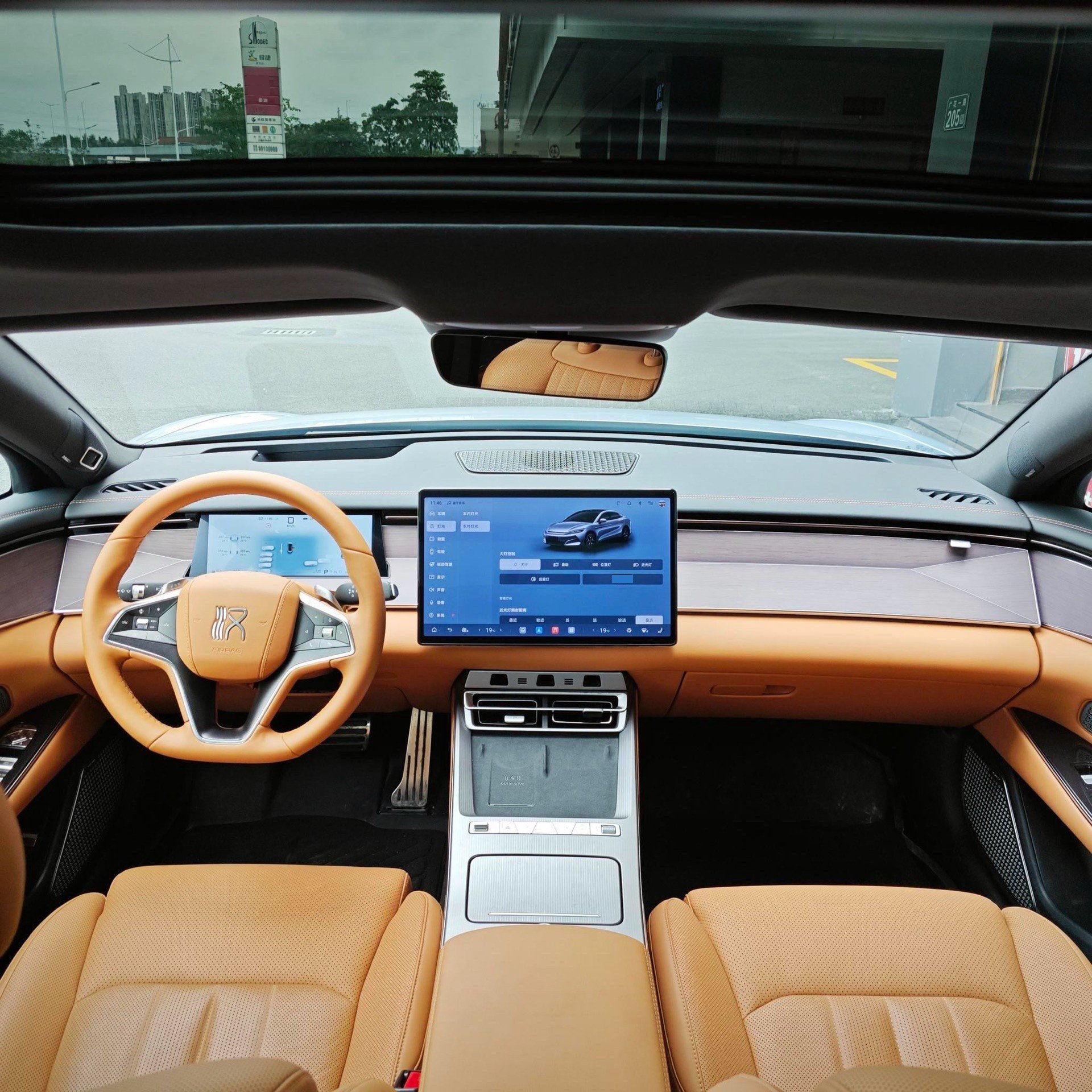 BYD HanL 2025 car image #6
