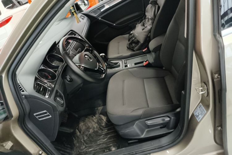 Volkswagen Golf 2017 #15 Volkswagen Golf 2017 car image #15
