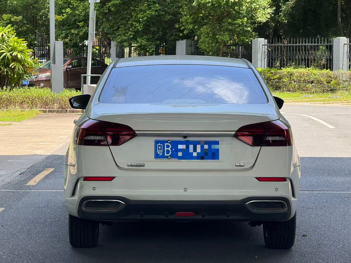 GEELY Emgrand 2021 car image #8