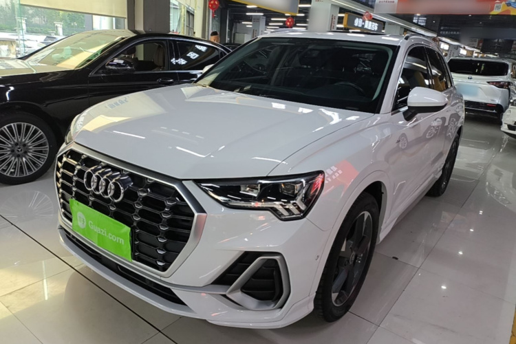 Audi Q3 2021 #2 Audi Q3 2021 immagine di auto #2