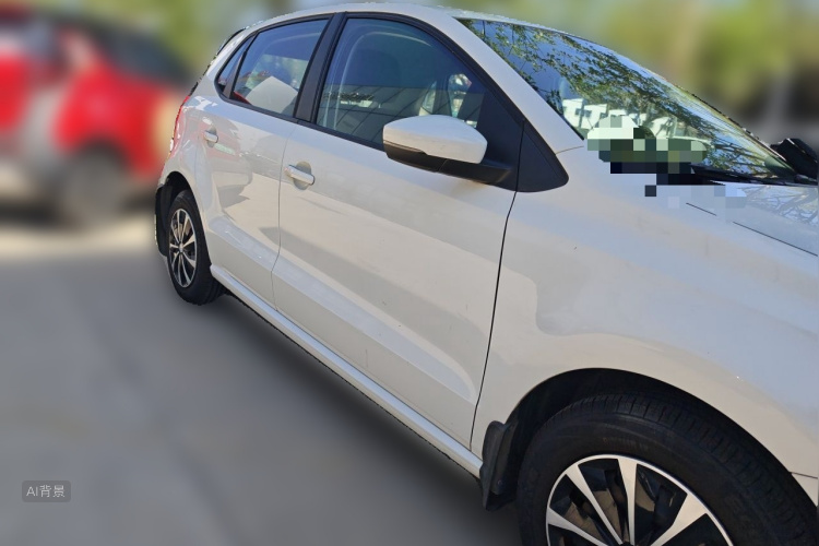 Volkswagen Polo 2015 #4 Volkswagen Polo 2015 car image #4