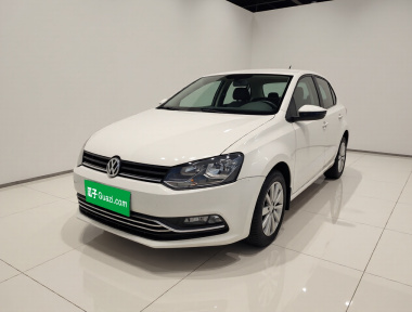 Volkswagen Polo 2015 car image 