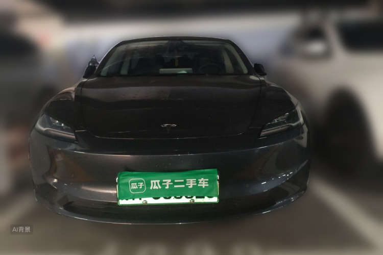 Tesla Model 3 2025 car image #3