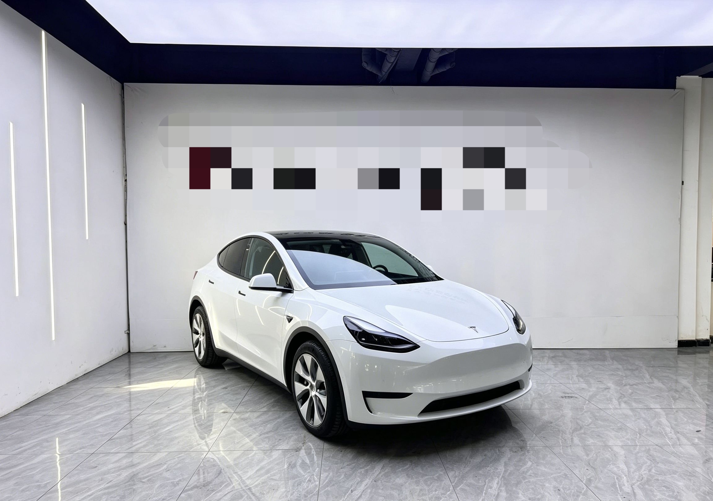 Tesla Model Y 2023 #4 Tesla Model Y 2023 car image #4