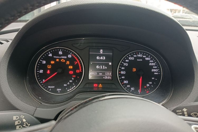 Audi A3 2016 immagine di auto #12