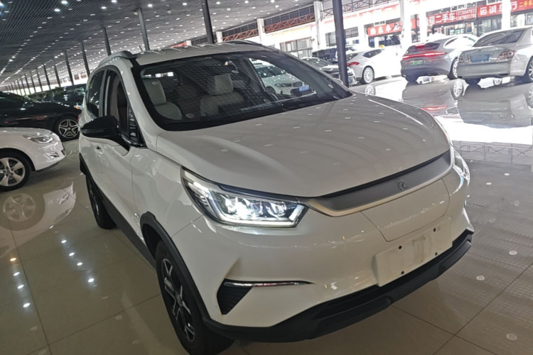 BYD Yuan Pro 2023 #4 BYD Yuan Pro 2023 car image #4
