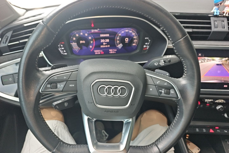 Audi Q3 2021 #11 Audi Q3 2021 car image #11